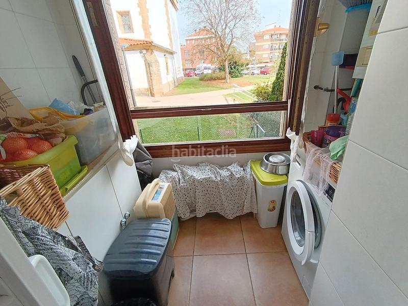 Foto c9b9e7e0-160e-4048-bf6f-e5eb01120695. Piso zona iglesia en Sopela