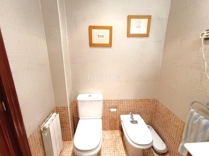 Foto d8cc812f-865f-4221-b566-51b7712067be. Piso zona iglesia en Sopela