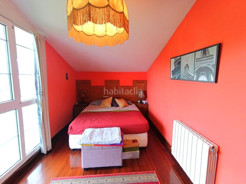 Foto cf3b9f94-1d60-4276-ad74-87003a5a655f. Casa amb xemeneia calefacció a Barrika