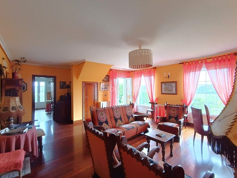 Foto d7d54e61-6a6c-4333-a673-443731b1d047. Casa amb xemeneia calefacció a Barrika
