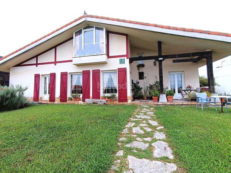 Foto fcae05be-894a-435b-95a9-480cc832888c. Casa amb xemeneia calefacció a Barrika