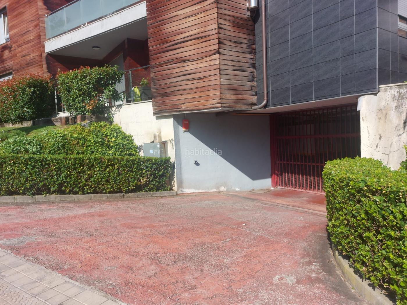 Enrike Urrutikoetxea Kalea 18 Parking coche Alquiler Sopelana