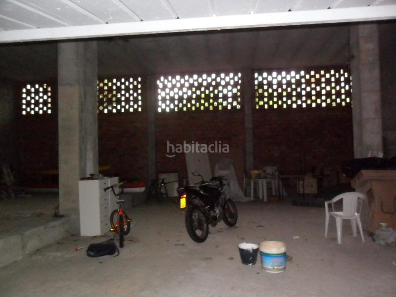 Foto c3e14ff7-a608-4a79-bf14-11316b78f754. Local commercial dans Urduliz