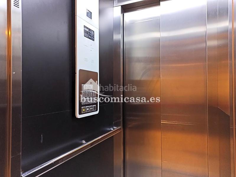 Foto 8f45bbab-0590-45d9-8bdf-4d0cdb72e63c. Etagenwohnung mit heizung in Hospital Jaén