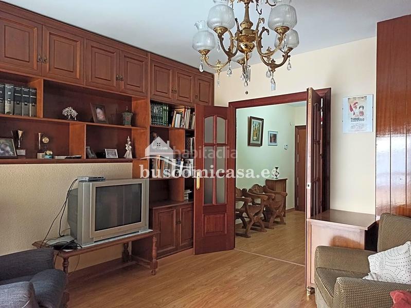 Foto b54bc859-fac3-4514-8e2f-c2a3e5b6ee9d. Etagenwohnung mit heizung in Hospital Jaén