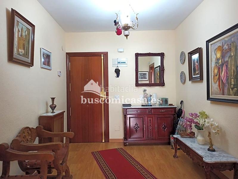 Foto c45b84c4-5797-4061-b90c-284ae8eddb59. Etagenwohnung mit heizung in Hospital Jaén