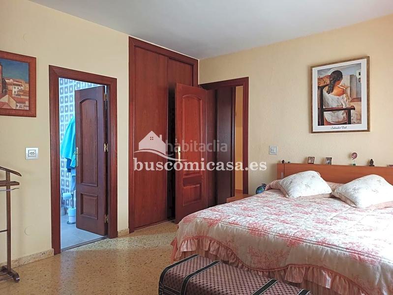 Foto c8ffcc16-0e76-4a97-8587-4d56a5c047c9. Etagenwohnung mit heizung in Hospital Jaén