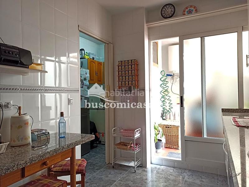 Foto d0976d59-edc1-47c3-8d2f-bed7e6283b85. Etagenwohnung mit heizung in Hospital Jaén