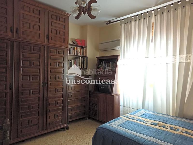 Foto e225e774-10a6-446e-b7d7-5b7123e0a642. Etagenwohnung mit heizung in Hospital Jaén