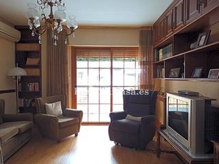 Etagenwohnung  De la estacin. Estupendo piso en pleno paseo de la estacin