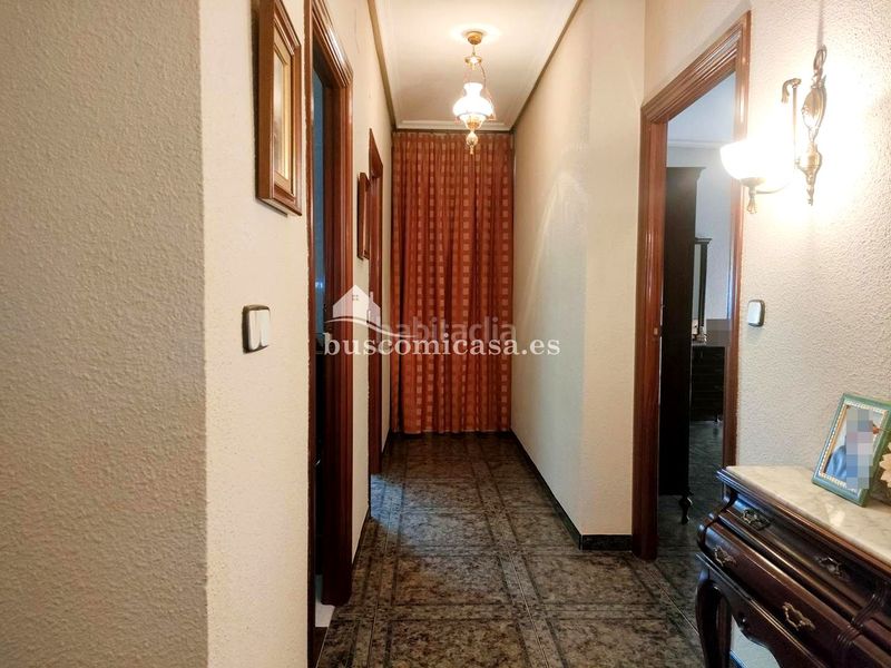 Foto 1de868b3-7514-4bca-90c4-b752f64f3603. Casa amb aparcament a Mengíbar