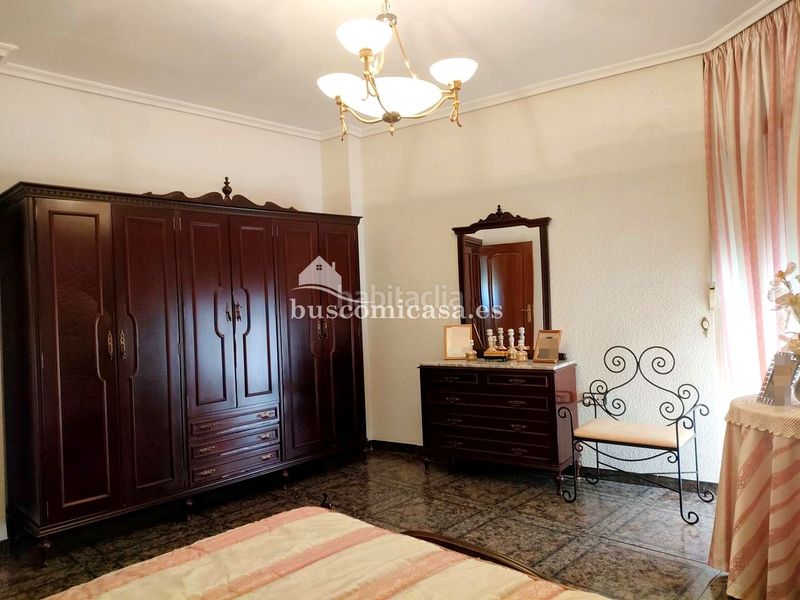 Foto 24c521db-abbe-4112-95e6-fa7b01f8666d. Casa amb aparcament a Mengíbar