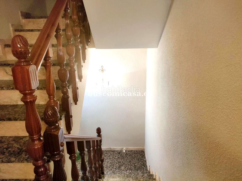 Foto 54bbec70-3020-4370-8008-9c8599fc9904. Casa amb aparcament a Mengíbar