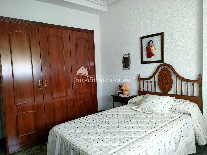 Foto c712f29d-2424-4ec2-a9a5-3ed86ac285c7. Casa amb aparcament a Mengíbar