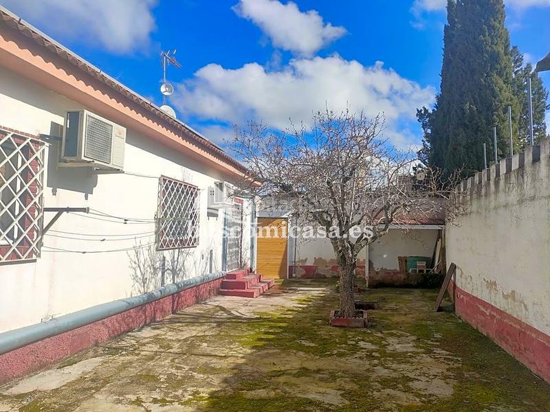 Foto ffb09532-24b4-41ba-9554-a2f3a266e0a3. Casa amb aparcament piscina a Puente Tablas - Puente Nuevo - Cerro Molina Jaén
