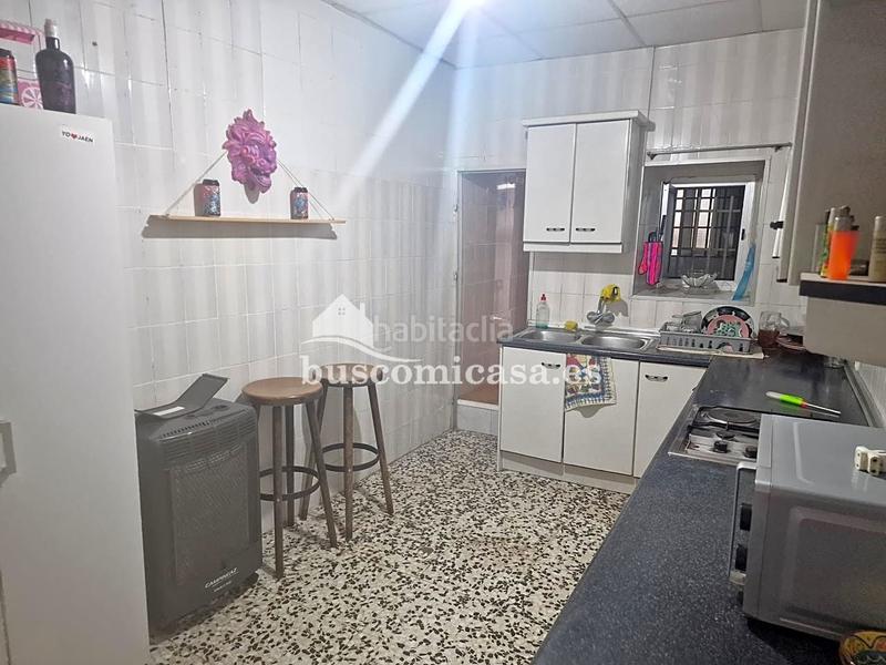 Foto 18d04d43-e979-4248-a97a-8f1151855592. Casa adossada a Ctra. Circunvalación - La Magdalena Jaén