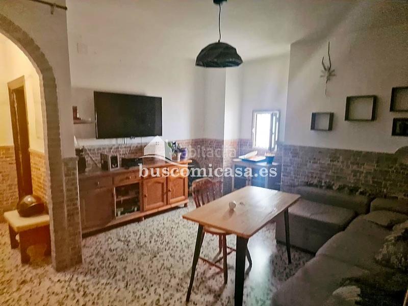 Foto 3ae416ab-5318-4c5c-8e1e-a6efe27f9db7. Casa adossada a Ctra. Circunvalación - La Magdalena Jaén