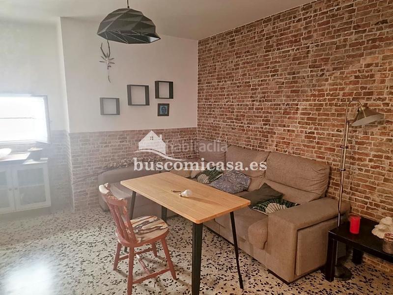 Foto 655162a7-f80d-4190-8b63-ec7657a2f28e. Casa adossada a Ctra. Circunvalación - La Magdalena Jaén