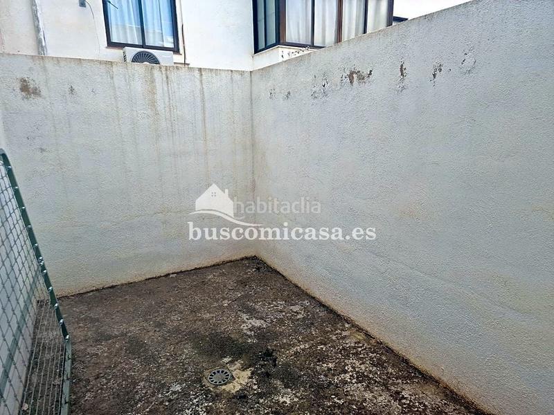 Foto acf37bc1-5526-44cf-881b-3361f91513e6. Casa adossada a Ctra. Circunvalación - La Magdalena Jaén