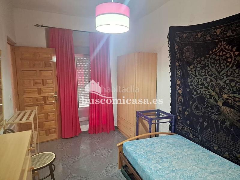 Foto c0fb9155-5fe6-4388-8f5d-1d9d33d9d798. Casa adossada a Ctra. Circunvalación - La Magdalena Jaén