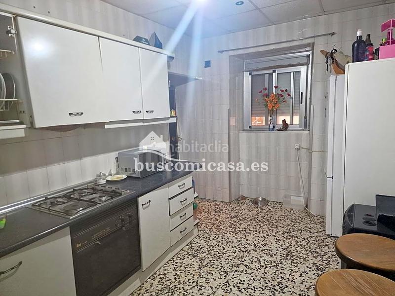 Foto c402bcd4-f912-48e4-8c9c-921bf318f35b. Casa adossada a Ctra. Circunvalación - La Magdalena Jaén