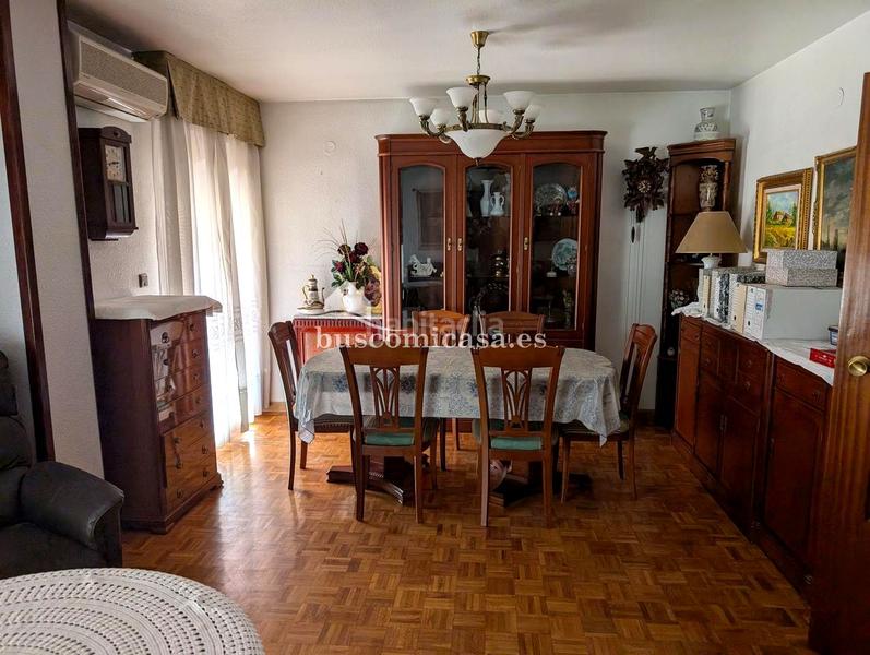 Foto 40912c6d-209b-43a3-9093-2004cd063618. Pis amb calefacció aparcament a Avda de Madrid - Pº de la Estación Jaén