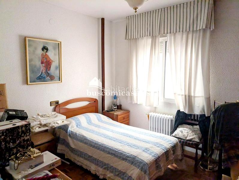 Foto a5971f05-d94e-404b-8712-b617035a15e9. Pis amb calefacció aparcament a Avda de Madrid - Pº de la Estación Jaén