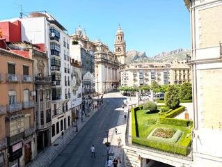 Lloguer Pis  Bernabé soriano. Oportunidad de buen piso frente a la diputación de jaén