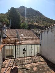 Casa adossada  San bartolomé 6. Oportunidad de casa de banco en la parte alta de la ciudad