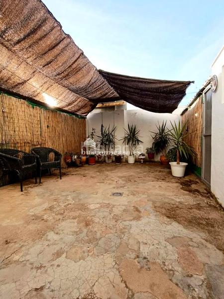 Foto e63471e9-d9d2-40ad-8b80-7b0def6cc6ac. Casa adossada a Ctra. Circunvalación - La Magdalena Jaén