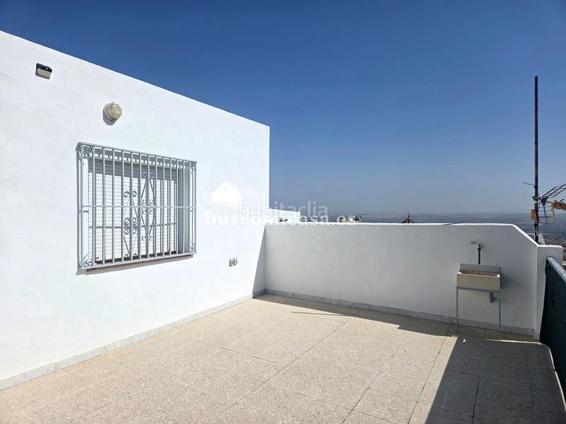 Foto f02b8d1b-d792-4602-89cc-e9301c7f959b. Casa adossada a Ctra. Circunvalación - La Magdalena Jaén