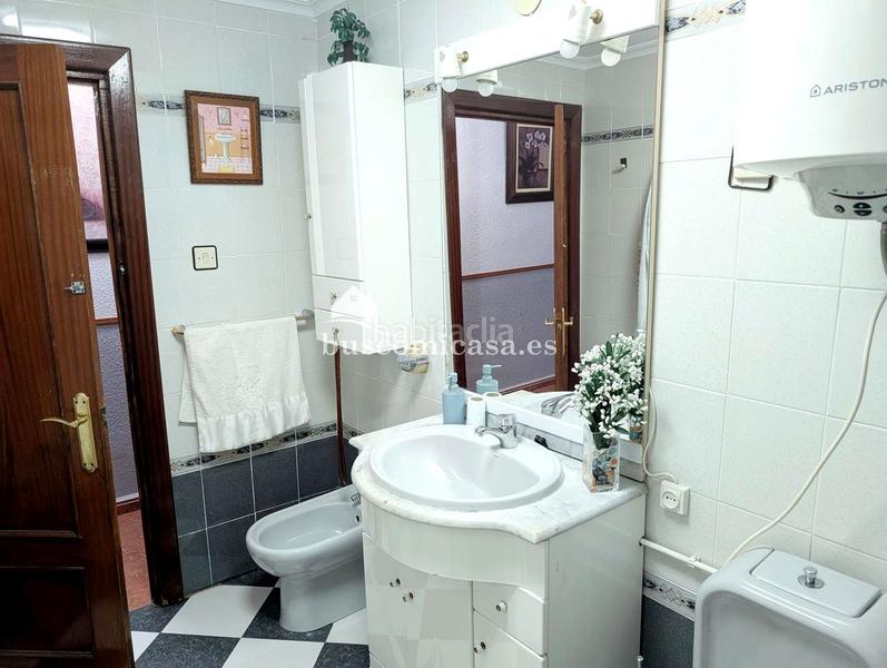 Foto 3050c142-c467-4bf6-a834-4c7b2842fe0b. Semi detached house in Belén - San Roque Jaén