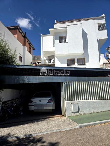 Foto 2f939705-1d09-4d91-a67c-540c664d77e6. Casa pareada magnifico chalet en Jabalcuz en Jabalcuz Jaén