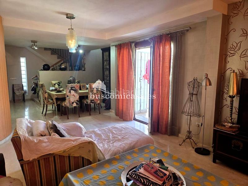 Foto 6f926dad-c384-41b8-8919-f26d3f3d57cd. Casa pareada magnifico chalet en Jabalcuz en Jabalcuz Jaén