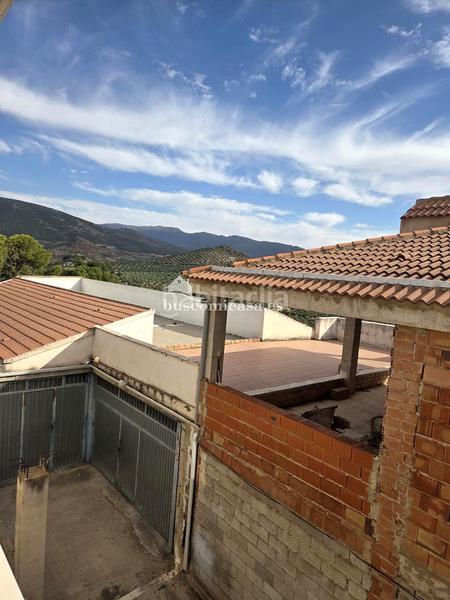 Foto 048401d6-926e-4e4a-a802-c4c30df2411b. Reihenhaus mit parking pool in Puente Jontoya - Puente de la Sierra - El Arroyo Jaén