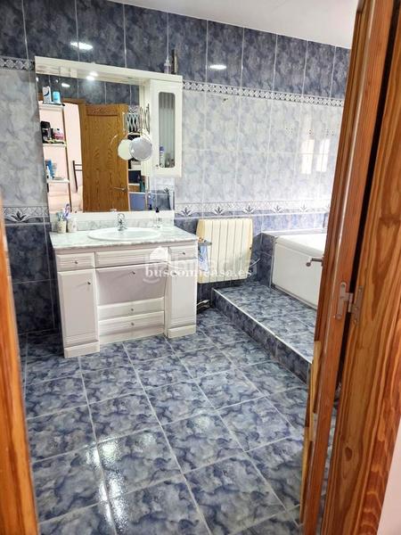 Foto 31e9cf00-1681-436f-8cab-c99424fcca59. Reihenhaus mit parking pool in Puente Jontoya - Puente de la Sierra - El Arroyo Jaén