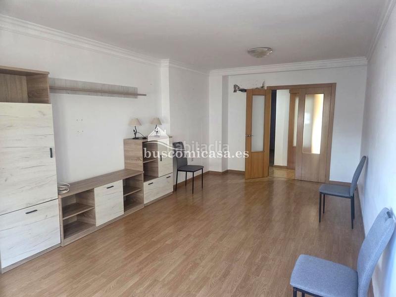 Foto e6cd019b-fa13-4ee7-9306-9524997cd228. Flat with parking in Mancha Real