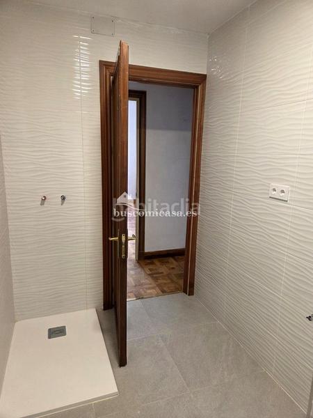 Foto a384494b-59ef-43c3-a98d-4e0efdfce356. Pis amb calefacció a Hospital Jaén