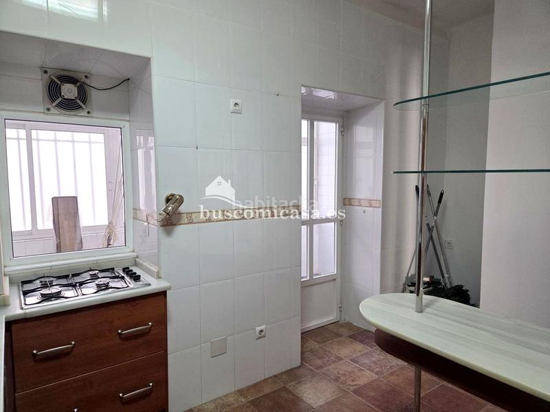 Foto f86f2775-8e77-443a-b004-5211a3c5385e. Pis amb calefacció a Hospital Jaén