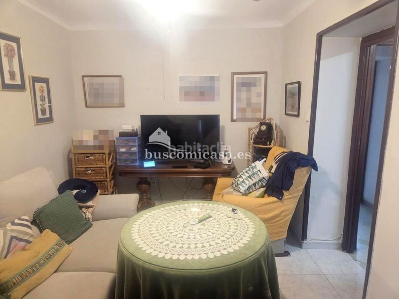Foto a4121c87-4a91-42f3-8dc5-ed704b7260da. Casa adossada a Santa Isabel Jaén