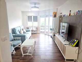 Pis a Sevilla 7. Oportunidad de piso totalmente reformado en urbanización nuevo m