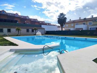 Casa adossada a Guardia de Jaén (La). Oportunidad de gran casa en urbanización bellavista