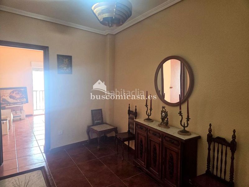 Foto 689603fc-a826-406f-93ec-f720386eab6a. Casa adossada a Mancha Real