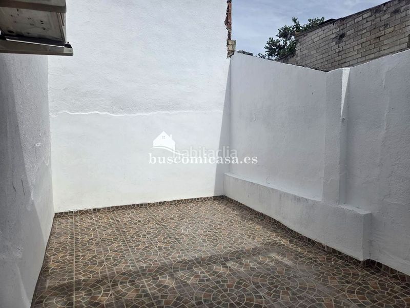 Foto b7cd1455-7903-4c99-8d9c-8fabbcb83cf2. Casa adossada a Mancha Real