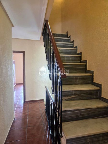 Foto d4eabfcd-941e-4186-893f-96800245c249. Casa adossada a Mancha Real