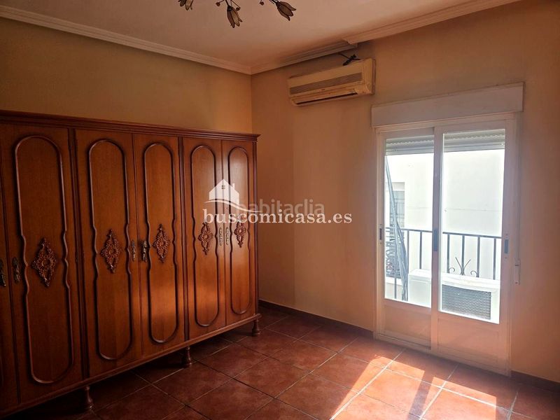 Foto e1113bd7-b0bc-409f-be00-c796e632cc62. Casa adossada a Mancha Real
