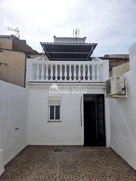 Foto eeb5b5f0-1180-474e-ae27-6128b1742d64. Casa adossada a Mancha Real