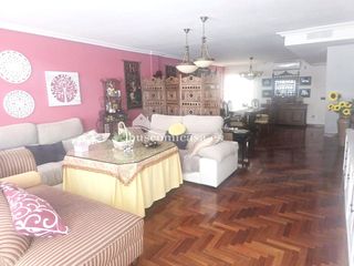 Flat  Juanito valderrama. Oportunidad de gran dúplex con 3 plazas de aparcamiento