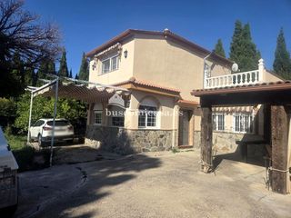Casa  Río guadalbullón. Ocasión de bonito y reformado chalet en el tentesón