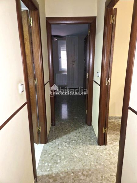 Foto 36d18ee9-b960-48be-bf04-1505d457be36. Piso fabuloso piso al inicio del gran eje en Hospital Jaén